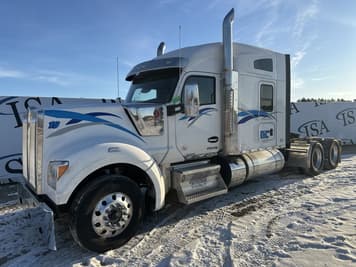 Main image Kenworth W900